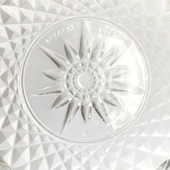 Arcoroc USA Clear Glass Bowl With Diamond Pattern Sunburst Base For Fruit Candy - Picture 6 of 9